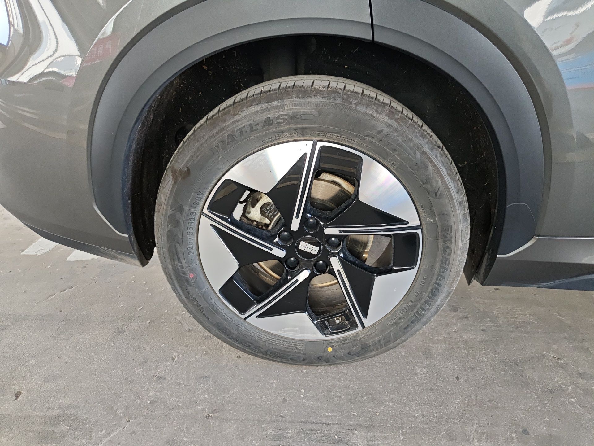 Geely Galaxy E5 2024 530 km Exploration+ Version — снимка 11