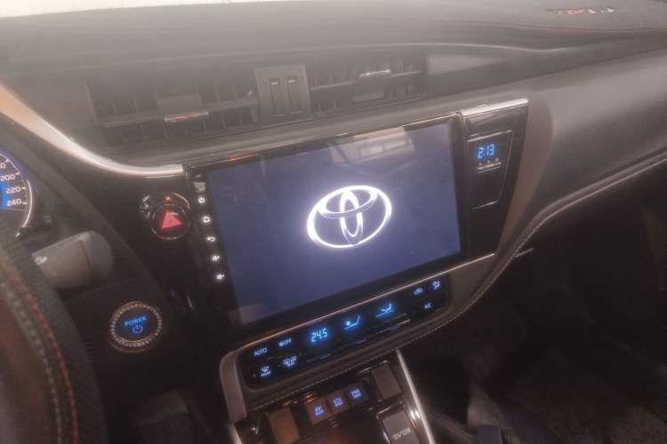 Used Toyota Corolla 2017 Revised Dual-Engine 1.8L E-CVT Elite Edition