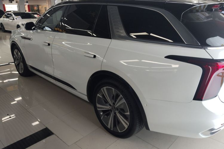 Used Hongqi E-HS9 2022 660 km Range Flagway Edition Six Seats
