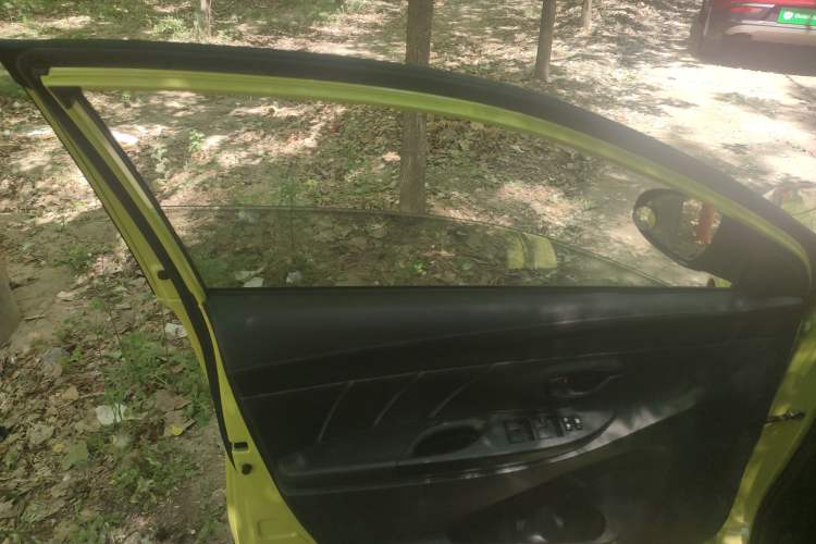 Used Toyota YARiS L Zhi Xuan 2016 Revised 1.5E CVT Charming Edition