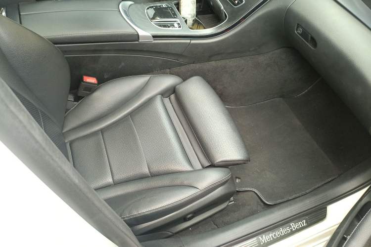 Used Mercedes-Benz C-Class 2021 C 260 L Sport Edition Star Collection Right Front Seat