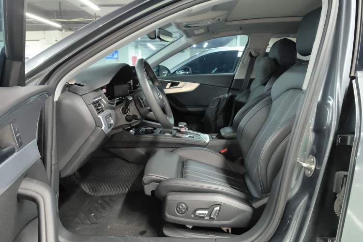 Used Audi A4L 2024 40 TFSI Fashion Dynamic Model