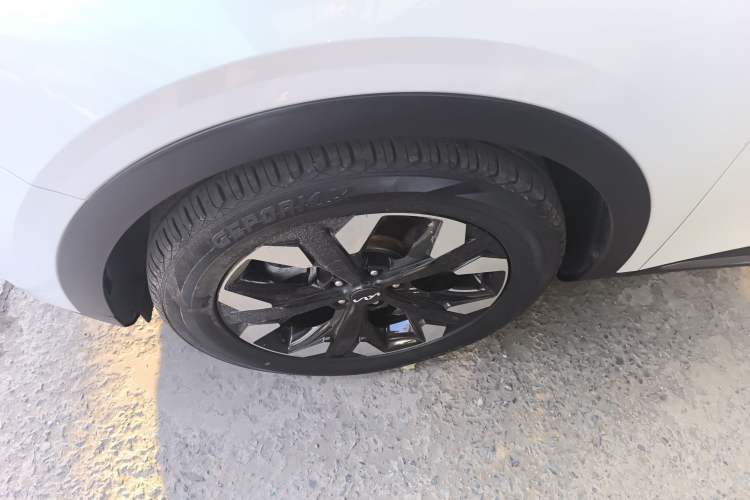 Used Kia Sportage (Chinese Domestic Model) 2023 2.0T Two-Wheel-Drive Prestige Edition
