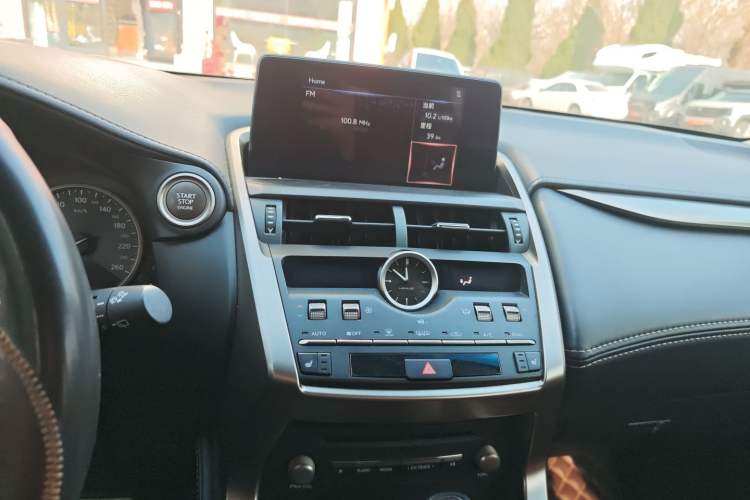 Used Lexus NX 2018 300 Front-Drive Freeline Edition