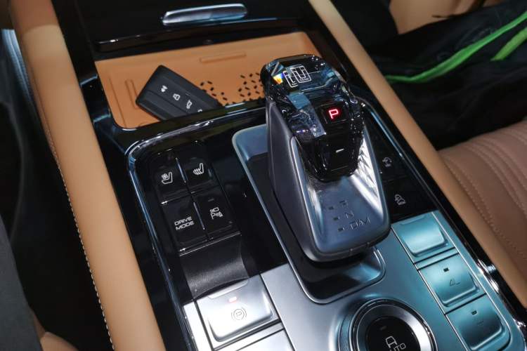 Used Tank 500 New Energy 2024 Hi4-T Gear Lever