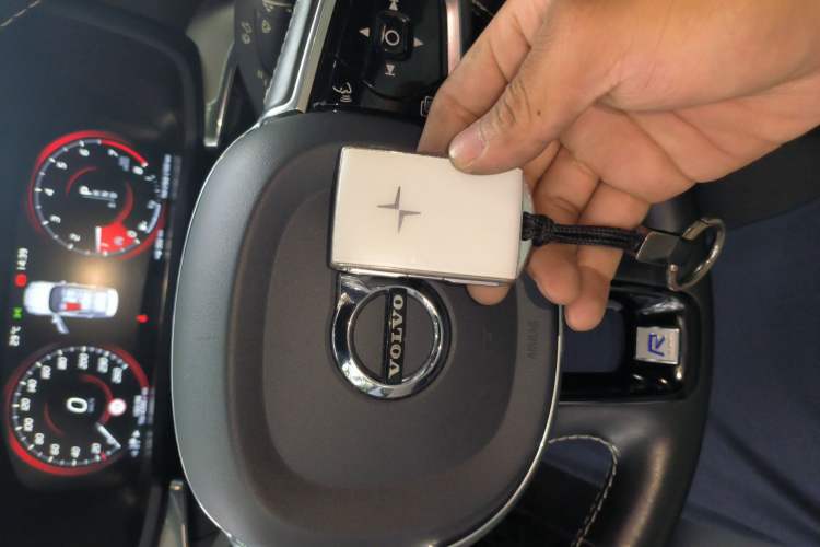 Used Volvo S60 2020 T4 Zhiyuan Sport Edition Vehicle Key