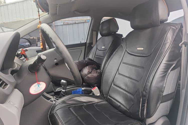 Used Hyundai Verna (older generation) 2014 1.4L Manual Smart GLS Trim
