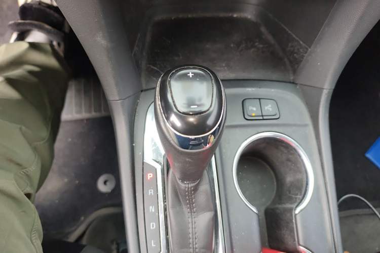 Used Chevrolet Equinox 2017 550T Automatic All-Wheel-Drive Huanjie Edition