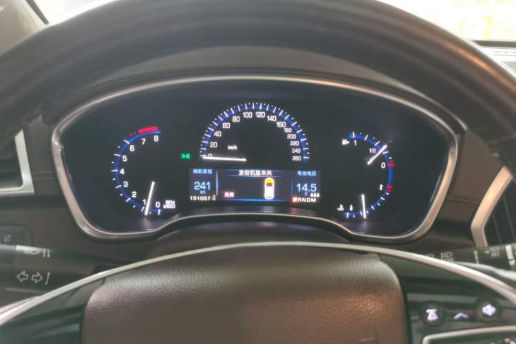 Used Cadillac SRX 2014 3.0L Luxury Model Odometer Close Up