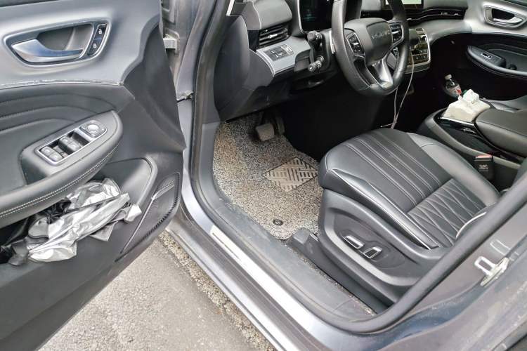 Used Roewe iMAX8 2021 400TGI Flagship Edition
