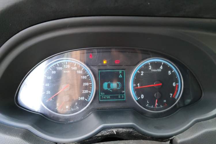 Used Brilliance V5 2014 1.5T Automatic Two-Wheel Drive Sport Model