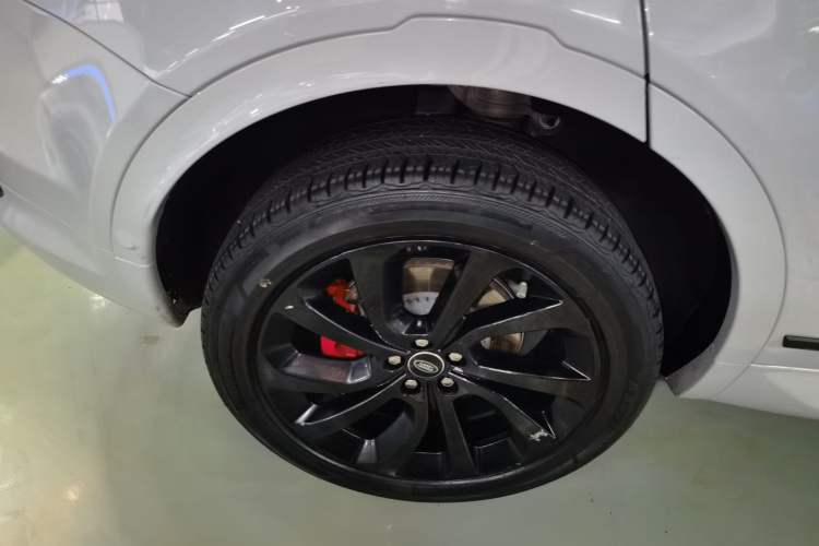 Used Land Rover Discovery Sport New Energy 2021 P300e Performance Tech Edition
