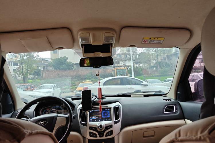 Used Haima S7 2015 Revised Version 2.0L Manual – Zongchi Trim
