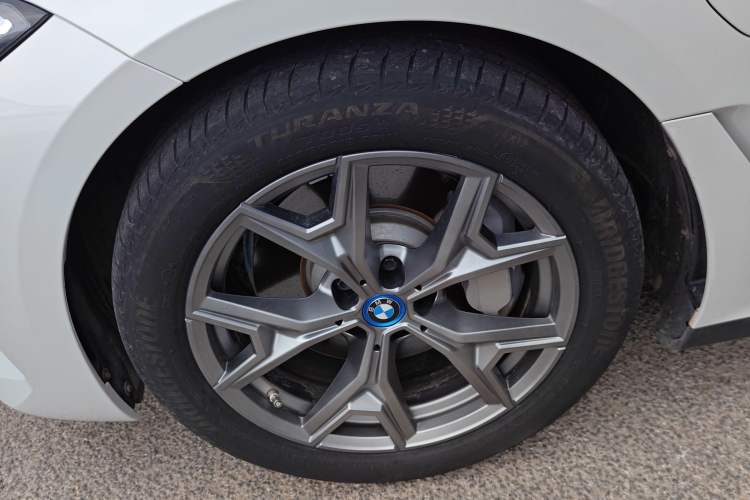 Used BMW i3 2022 eDrive 35 L
