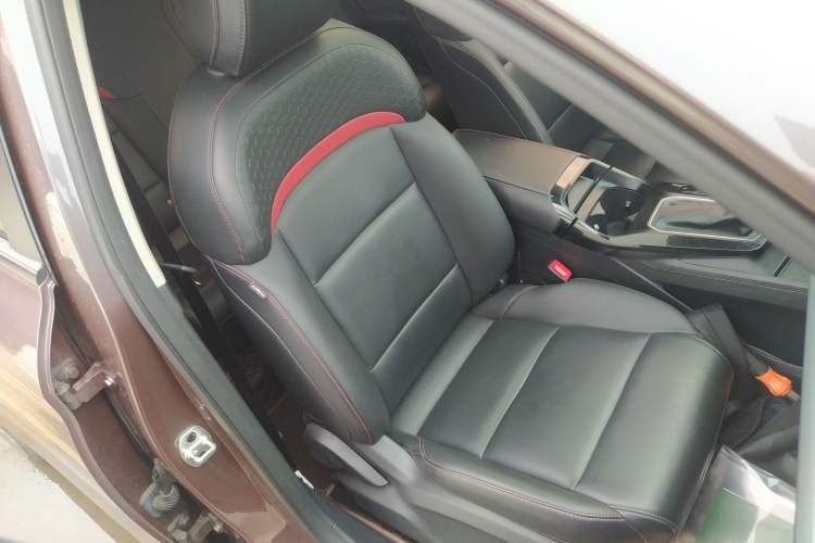 Used MG 5 2021 Revised Version 180 DVVT CVT Youth Luxury Edition