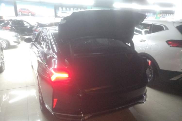 Used Dongfeng Aeolus Yixuan MAX 2021 1.5T Ultra-Stylish Trendsetter Edition