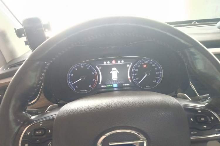 Used GAC Trumpchi GS8 2017 320T Two-Wheel Drive Luxury Smart Connectivity Version (7 Seats) Instrument Cluster