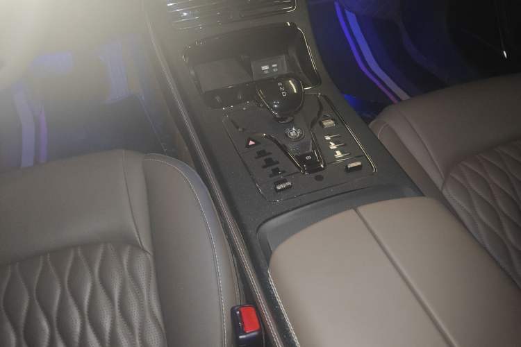 Used BYD Han 2024 DM-i Glory Edition 121KM Prestige Model
