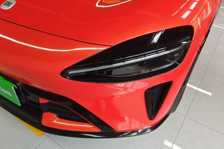 Used Xiaomi Auto YU7 2025 Ultra-Long Range Rear-Wheel Drive Version Left Front Headlight