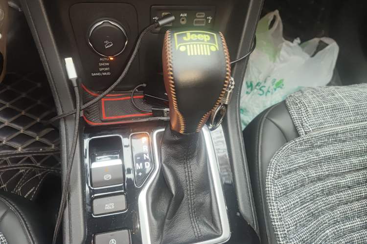 Used Jeep Grand Commander 2018 2.0T Four-Wheel Drive Enjoyment Version China V