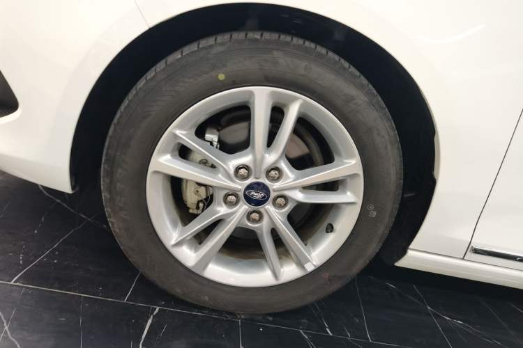 Used Ford Escort 2019 Revised Version 1.5L Automatic Enjoyment Type China VI Standard