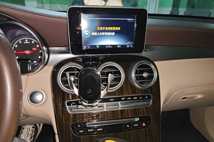 Used Mercedes-Benz GLC 2016 GLC 260 4MATIC Luxury Model Audio And AC Panel