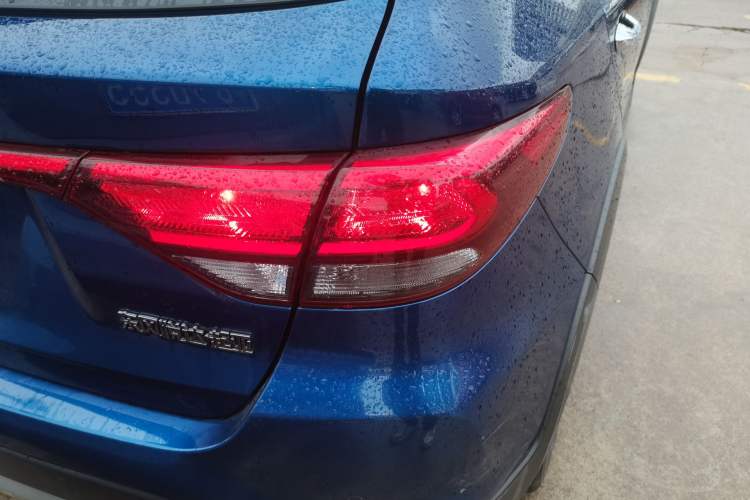 Used Kia KX Cross 2017 1.4L AT GLS