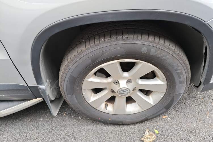 Used Volkswagen Tiguan 2012 1.8TSI Automatic Two-Wheel Drive Urban Edition Right Front Wheel Hub