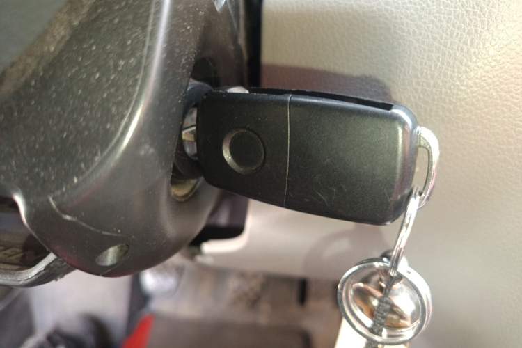 Used Volkswagen Bora 2012 1.6L Manual Fashion Edition