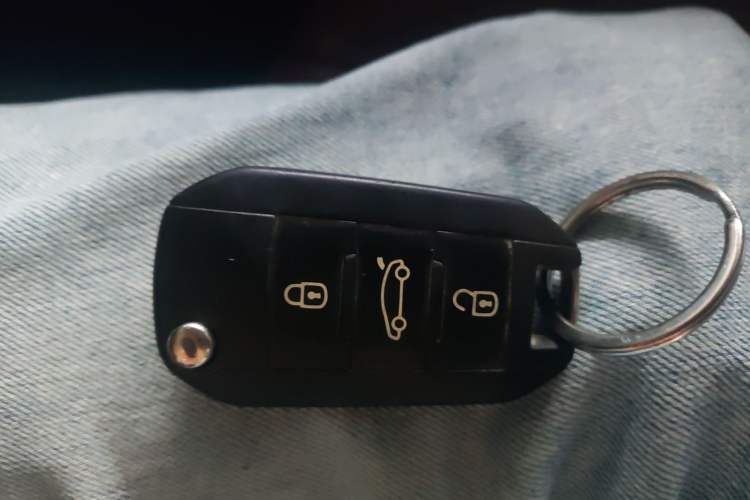 Used Peugeot 301 2016 1.6L Automatic Comfort Edition
