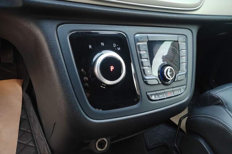 Used SAIC MAXUS G20 2023 ES 2.0T Gasoline Automatic Value Edition