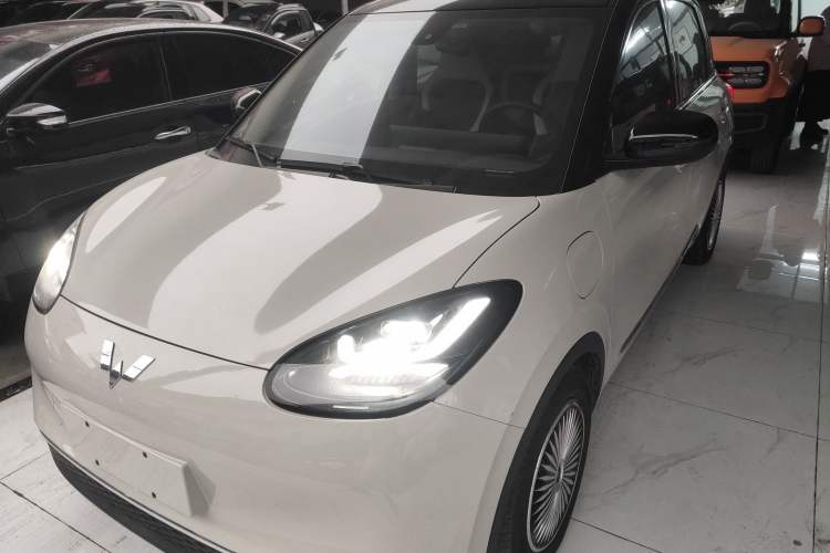 Used Wuling Bingo 2023 333 km Lingxi Connected+ Version