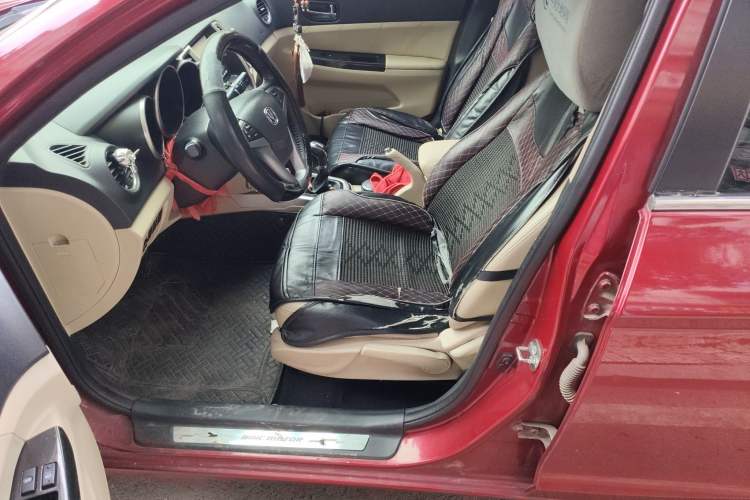 Used Changan Eado 2015 1.6L Manual Luxury Model China IV Standard