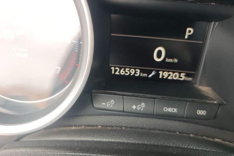 Used Peugeot 408 2016 1.6T Automatic Luxury Edition Odometer Close Up