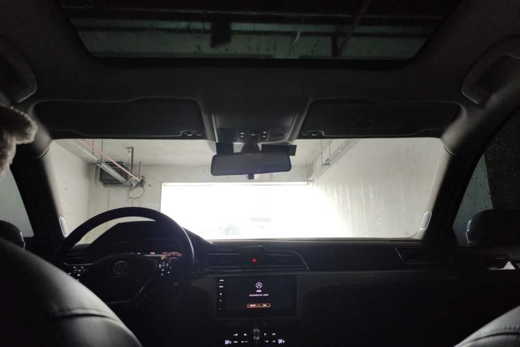 Used Volkswagen Lamando 2021 280TSI DSG Comfort Edition Headliner