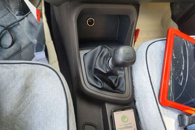 Used Wuling Hongguang V 2022 1.5L Enjoy Edition Hydraulic Power Steering LAR
