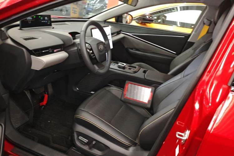 Used Toyota bZ5 2025 Model 550 PRO Smart Driving Edition
