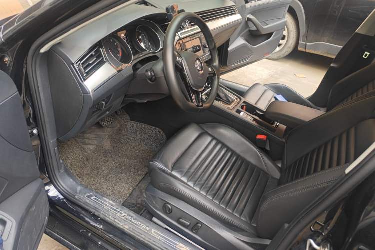 Used Volkswagen Magotan 2018 330TSI DSG Advanced Model Left Front Seat