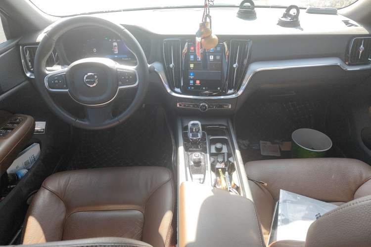 Used Volvo S60 2024 B4 Zhiyi Luxury Edition