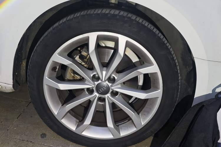 Used Audi A4L 2018 30th Anniversary Edition 40 TFSI Fashion Model