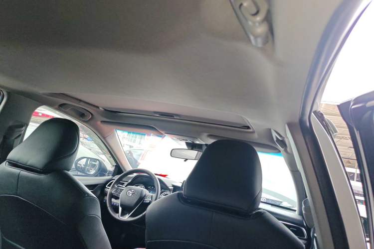 Used Toyota Camry 2023 2.0G Luxury Edition Headliner
