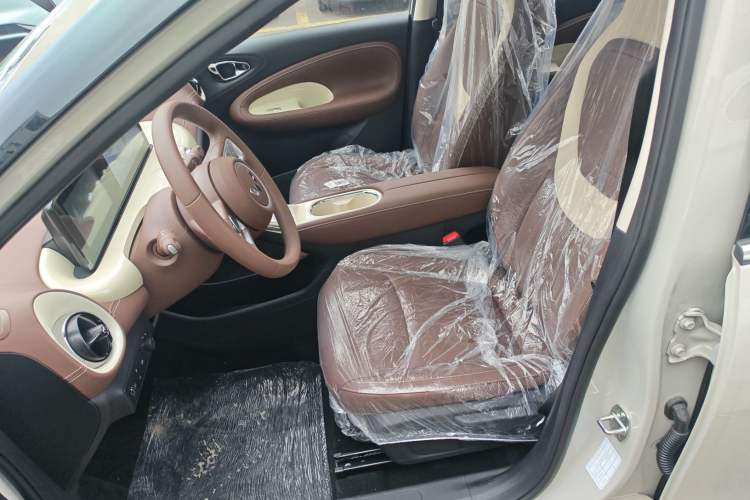 Used Wuling Bingo 2025 333 km Enjoyment Version Left Front Seat