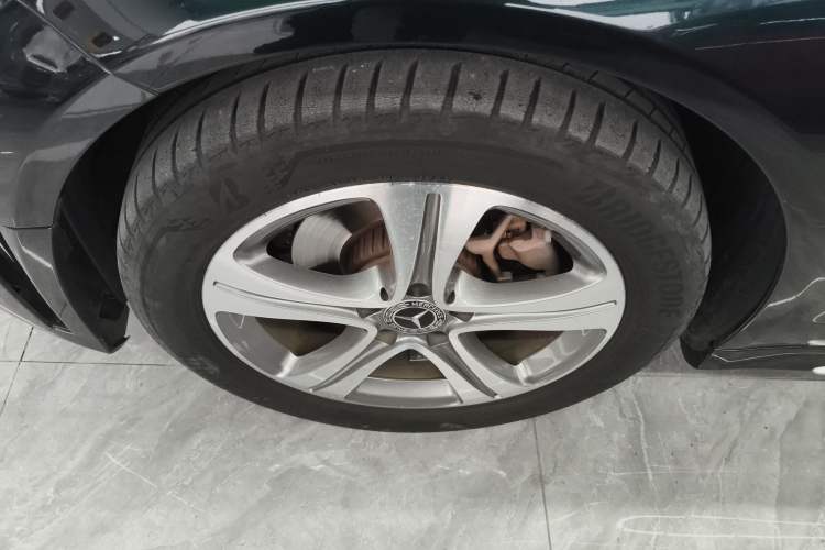 Used Mercedes-Benz C-Class 2021 C 260 L Sport Edition Left Front Wheel Hub