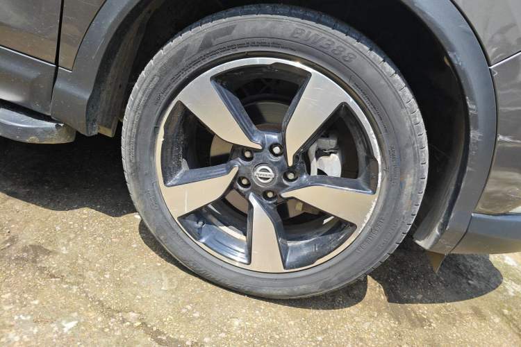 Used Nissan Qashqai 2017 2.0L CVT Smart Enjoyment Version China V Standard Right Front Wheel Hub