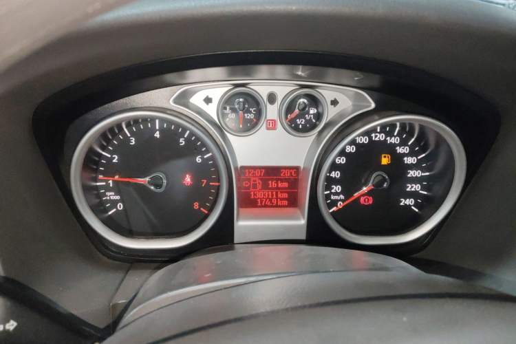 Used Ford Focus 2013 Sedan Classic 1.8L Manual Base Model Instrument Cluster