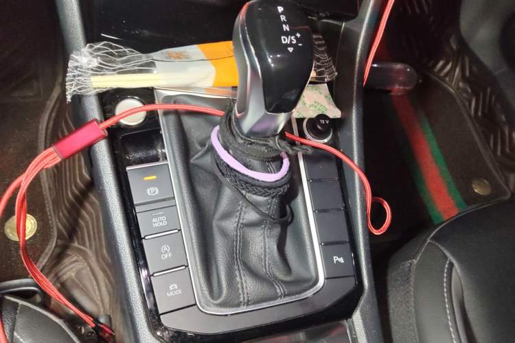 Used Volkswagen Sagitar 2021 280TSI DSG Comfort Connect Edition Gear Lever