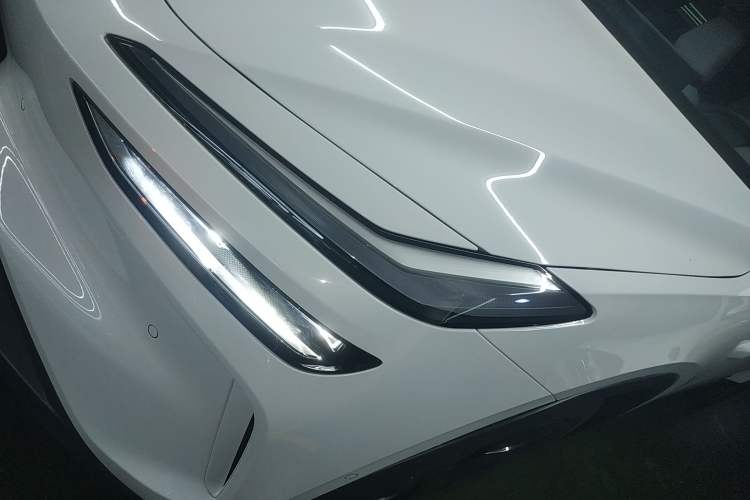 Used ONVO L60 2024 60 kWh Rear-Drive Version
