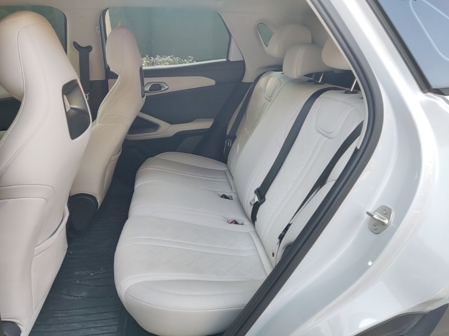 BYD Yuan UP 2025 Intelligent Driving Version 401 KM Dynamic Edition — снимка 20