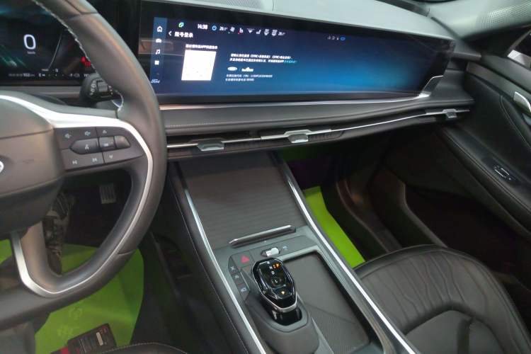 Used Ford Edge 2025 Escape L 2.0T EcoBoost Two-Wheel Drive 7-Seater Luxury Model