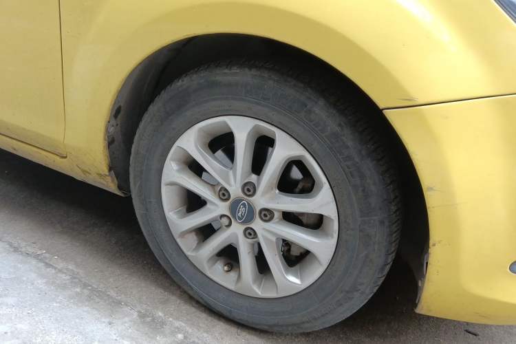 Used Ford Focus 2013 Hatchback Classic 1.8L Manual Base Model